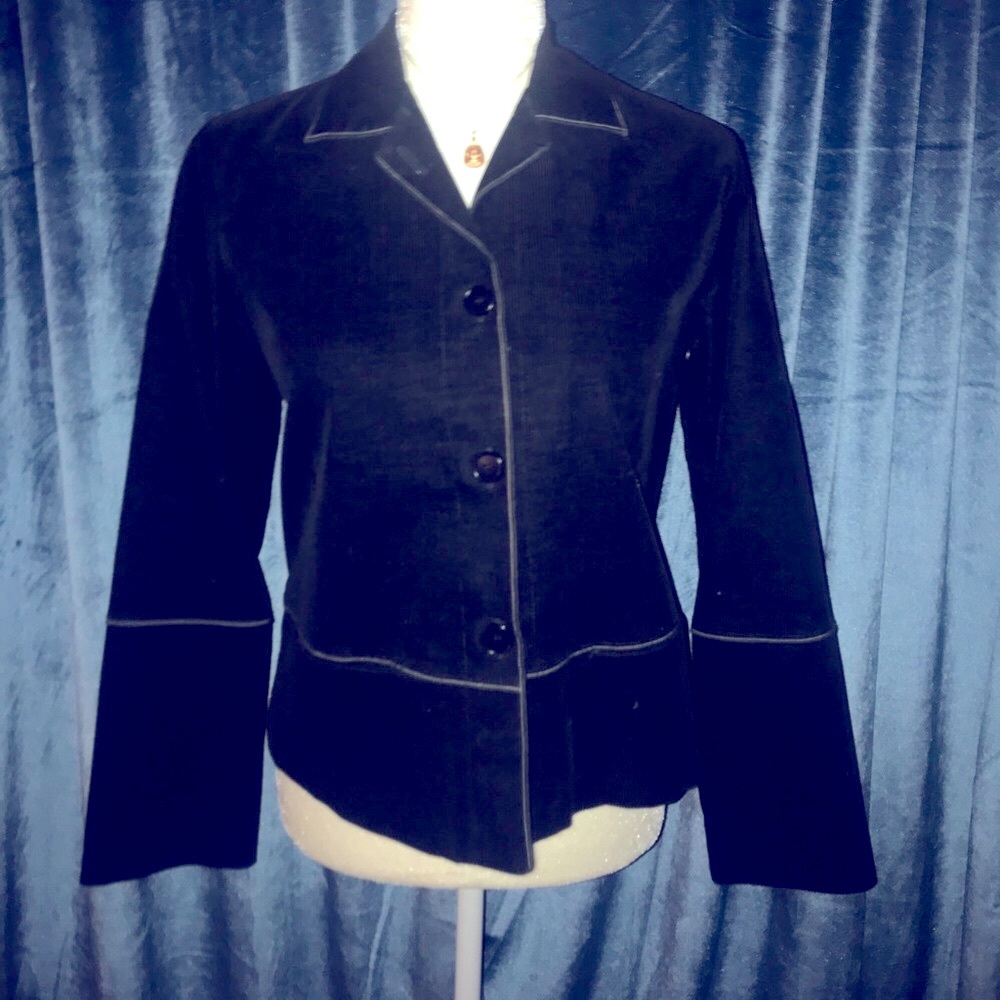 MARGARET O’LEARY BLAZER